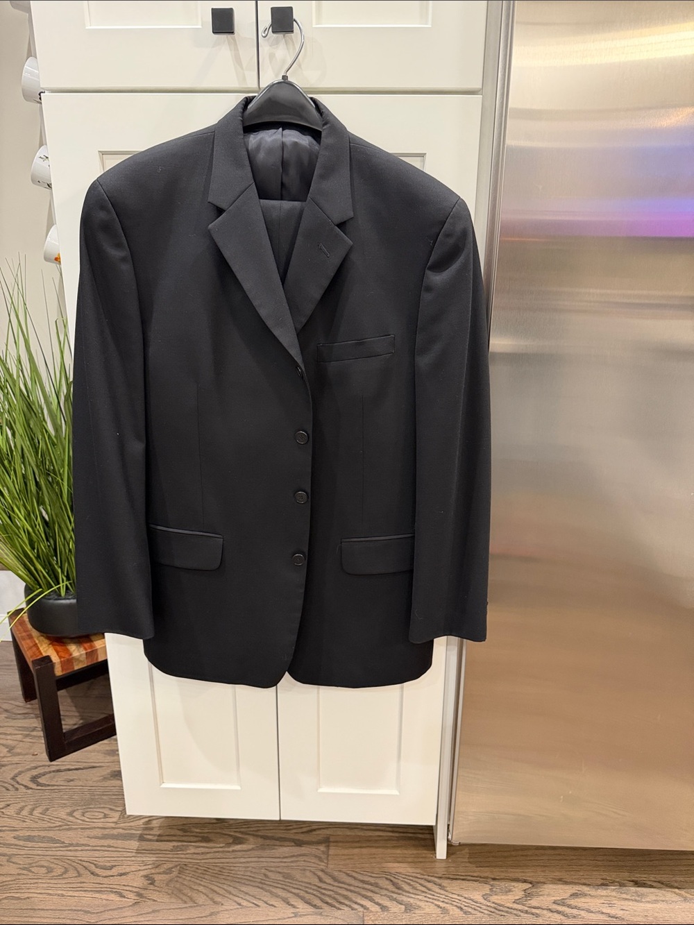 Macy's Alfani Black Men's 2 Piece Single-Breasted Suit Jacket & Pants